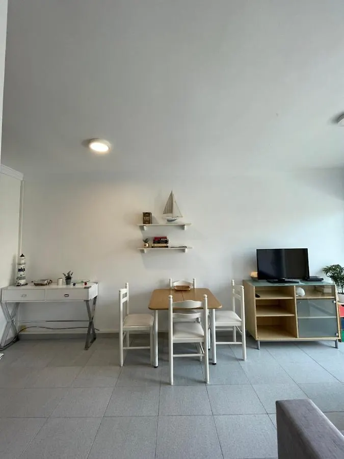 Acogedor Y Centrico Apartamento A 1' De La Playa Roses