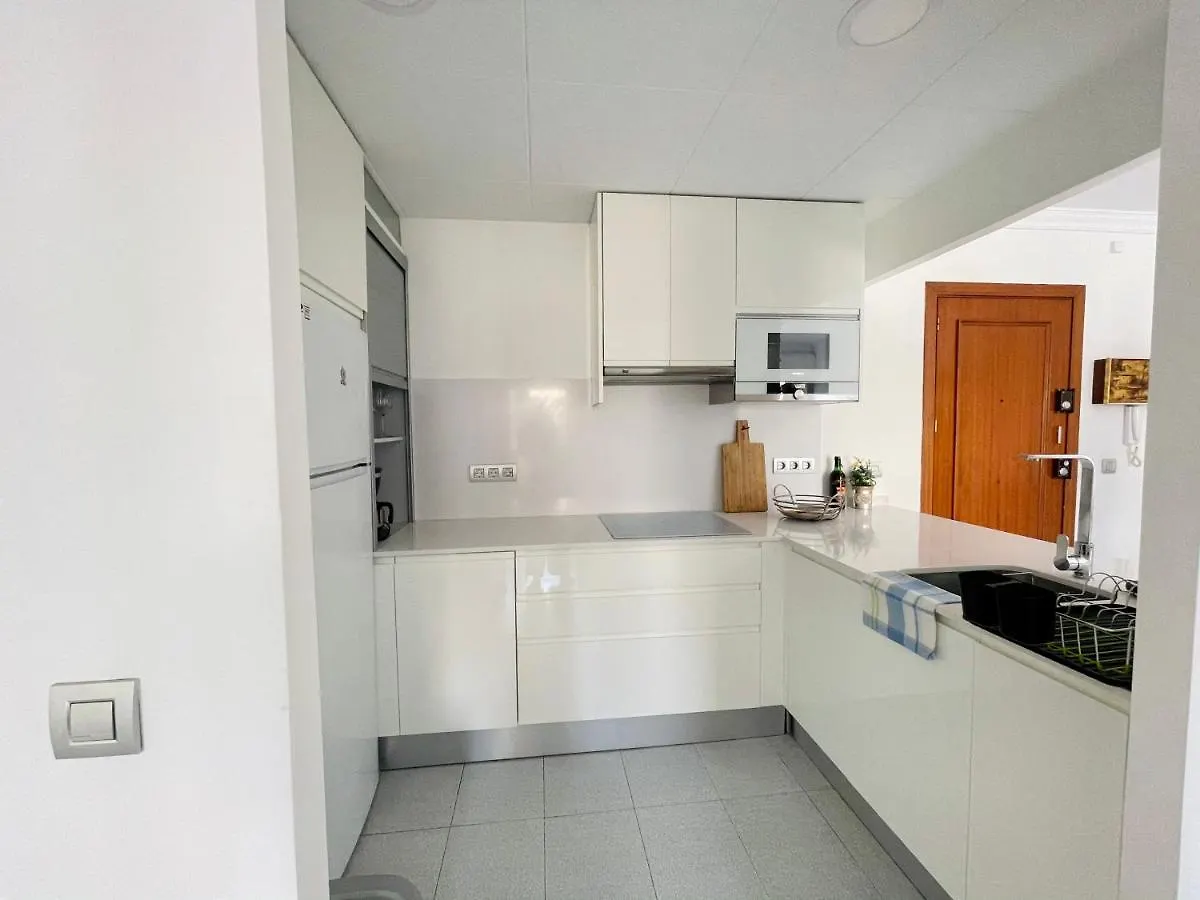 Acogedor Y Centrico Apartamento A 1' De La Playa Roses 0*,